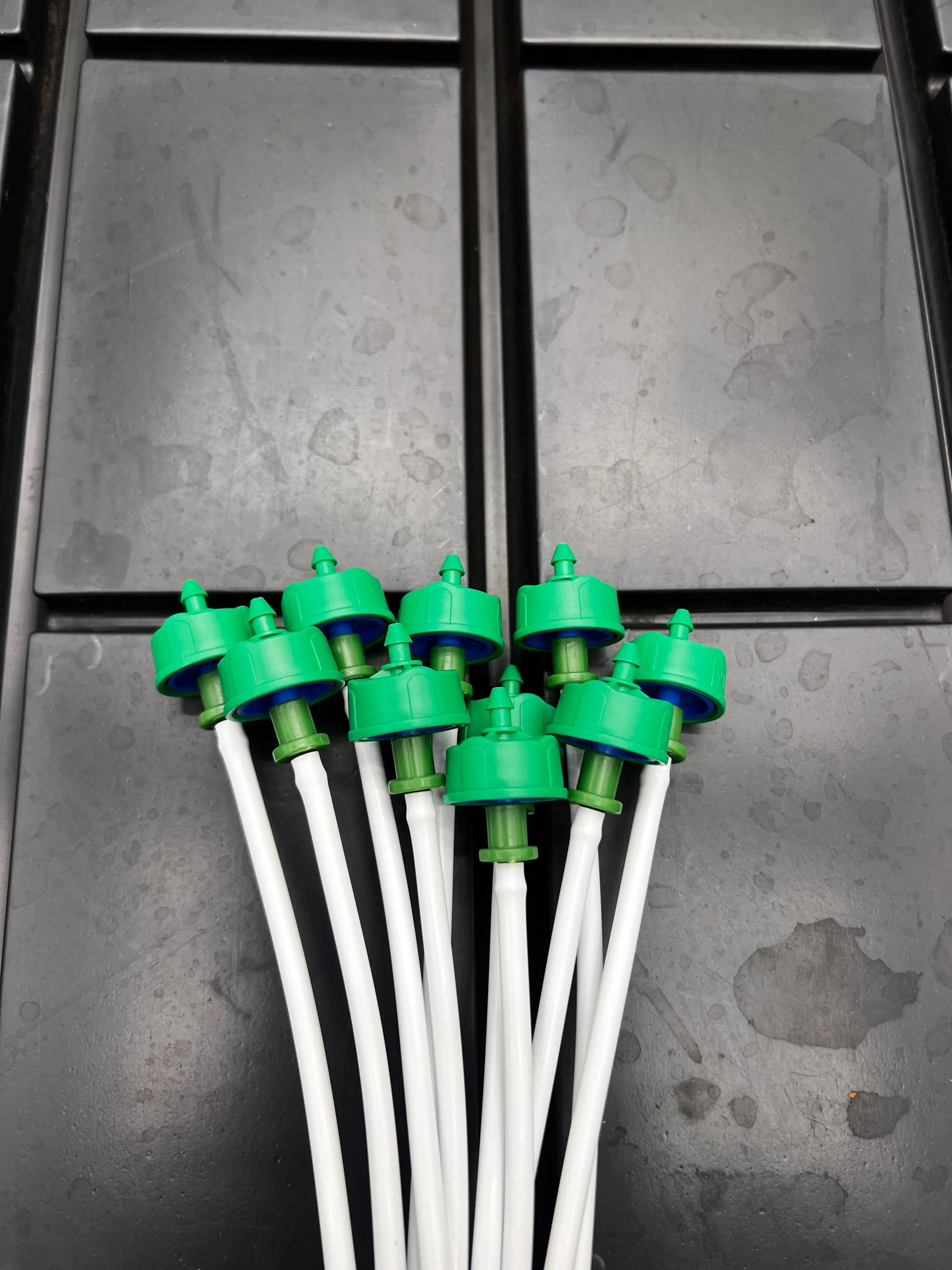 goteros-autocompensantes-riego-1via