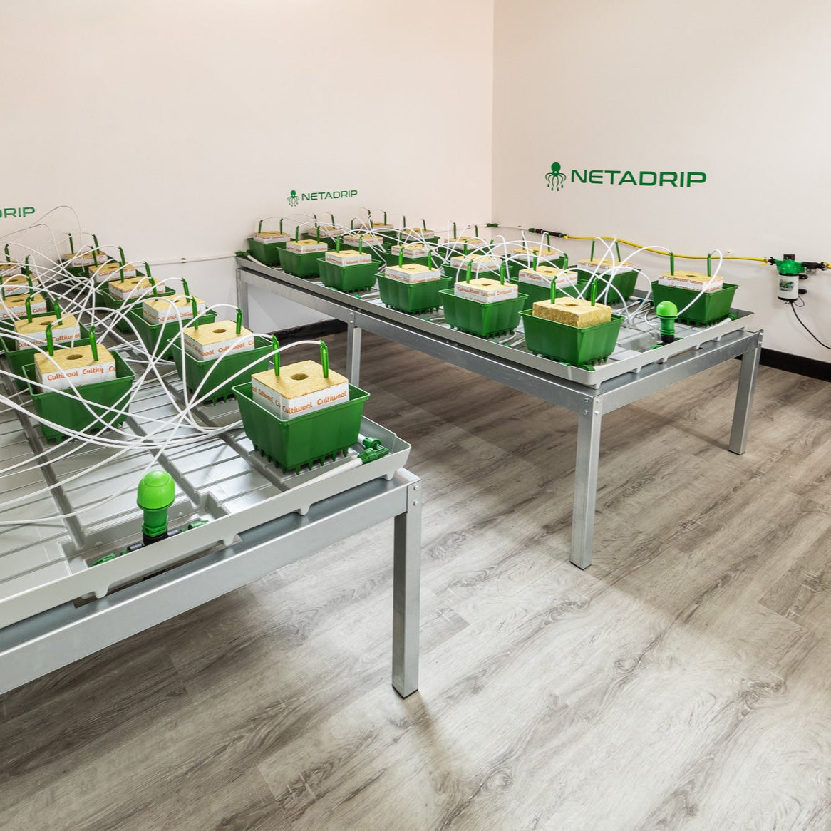 kit-de-riego-goteo-bomba